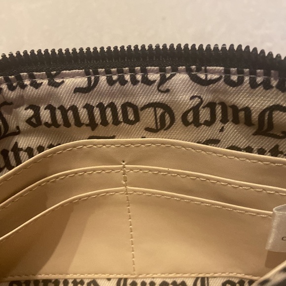 NWOT Juicy Couture Wristlet - Picture 10 of 10